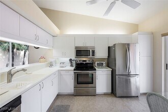 1665 Windy Pines Dr in Naples, FL - Building Photo - Building Photo