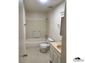 1106 E 2nd St in Casa Grande, AZ - Building Photo - Building Photo