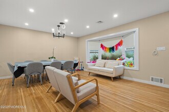 2 Hilltop Rd in West Long Branch, NJ - Building Photo - Building Photo