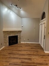 2921 Rio Dosa Dr in Lexington, KY - Building Photo - Building Photo