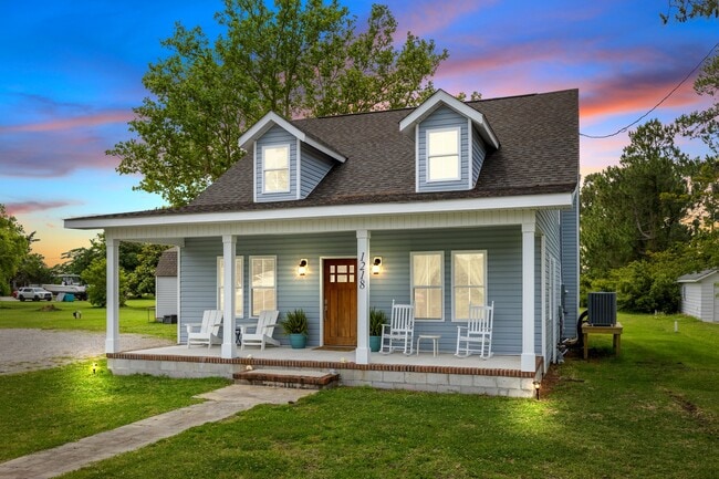 property at 1218 Marshallberg Rd