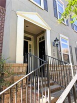 621 Perimeter Walk in Dunwoody, GA - Building Photo