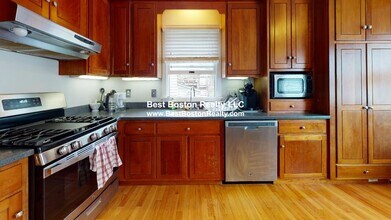 16 Fairmont Ave in Cambridge, MA - Building Photo - Building Photo
