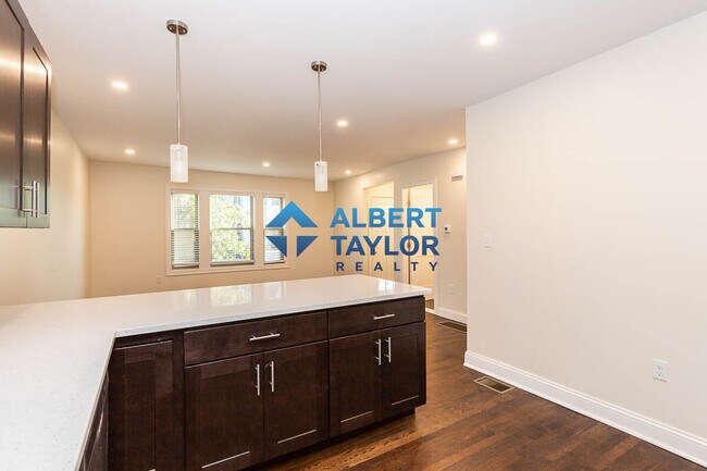 29 1st St, Unit 1