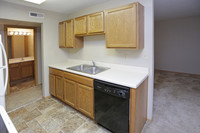 Walter Estates & Valley West Apartments in Sioux Falls, SD - Foto de edificio - Interior Photo