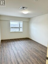 135 Station St in Belleville, ON - Building Photo - Building Photo