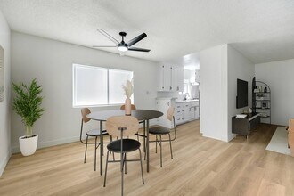 1140 N Ogden in Los Angeles, CA - Foto de edificio - Building Photo