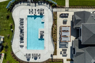 Seasons at Elgin in Elgin, IL - Foto de edificio - Building Photo