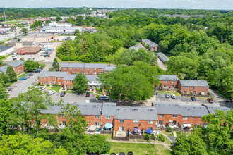 Jamestowne Village in Cincinnati, OH - Building Photo - Building Photo