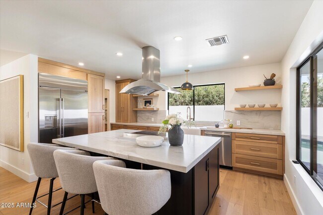 property at 7553 E Woodshire Cove