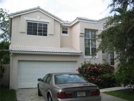 9721 SW 155th Ave in Miami, FL - Building Photo