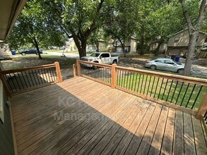305 N Logan St in Olathe, KS - Building Photo - Building Photo