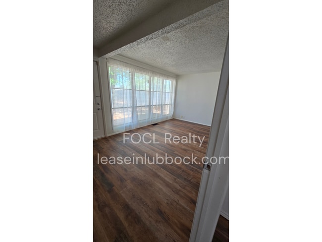 2726 68th St in Lubbock, TX - Building Photo - Building Photo