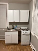 1317 44th St, Unit 2R in North Bergen, NJ - Building Photo