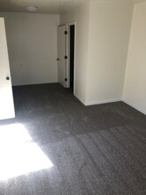 4920 Lancaster Ave, Unit 4920 Lancaster Ave #3 in Charleston, WV - Building Photo - Building Photo
