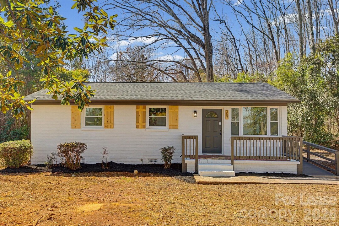 357 Barnes St in Rock Hill, SC - Building Photo