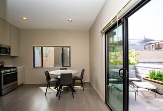 5 Montague Pl in San Francisco, CA - Building Photo - Building Photo