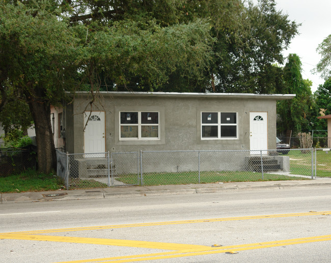 6245 N Miami Ave in Miami, FL - Building Photo - Building Photo