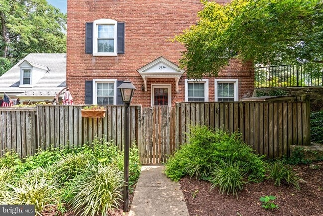 3334 S Wakefield St in Arlington, VA - Building Photo - Building Photo