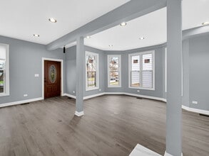 10100 S Eggleston Ave in Chicago, IL - Building Photo - Building Photo