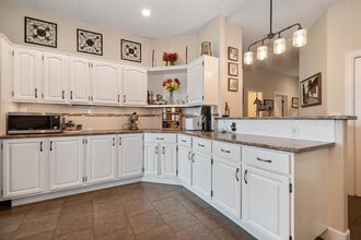 48275 Elk View Rd in Chilliwack, BC - Building Photo - Building Photo