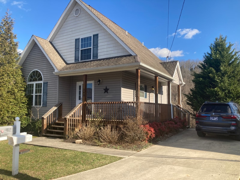 348 Preservation Cir in Johnson City, TN - Building Photo