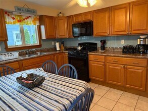 33 BREACH Drive UNIT Front in Westerly, RI - Building Photo - Building Photo