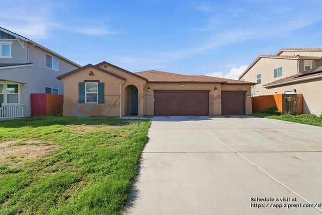 property at 4607 N Casey Ave