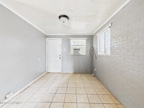 704 13th St in Lafayette, LA - Building Photo - Building Photo