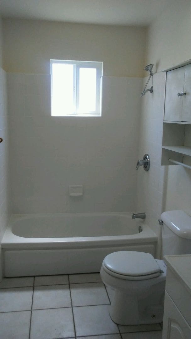 134 Seaside St in Santa Cruz, CA - Building Photo - Building Photo