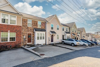 243 Raven Run in Morgantown, WV - Building Photo - Building Photo