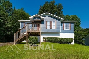 1300 Yukon St in Birmingham, AL - Building Photo