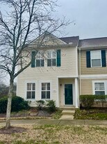 5816 Monroe Xing in Antioch, TN - Building Photo
