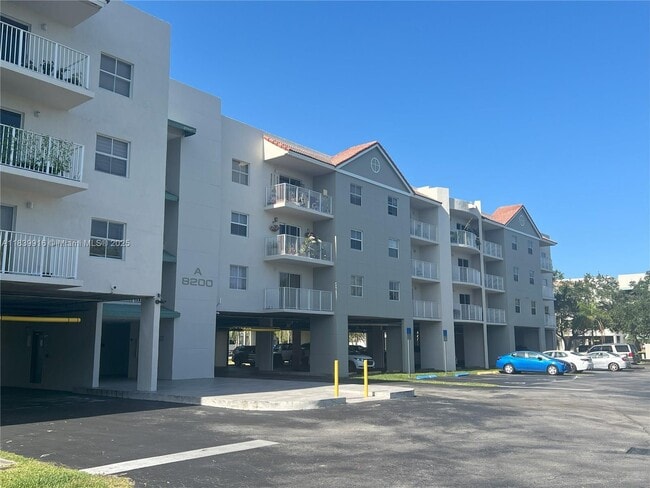 8200 SW 210th St in Cutler Bay, FL - Building Photo - Building Photo