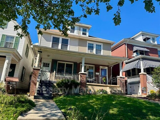 property at 2031 Washington Blvd