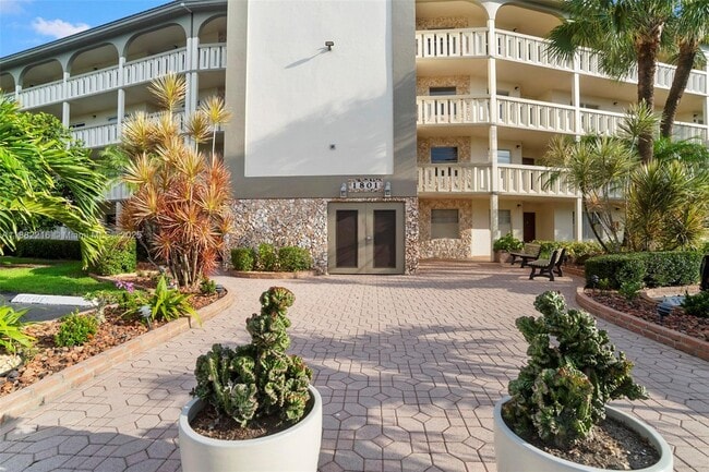 property at 1801 Eleuthera Point