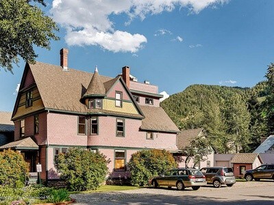 333 W Main St in Aspen, CO - Building Photo - Building Photo