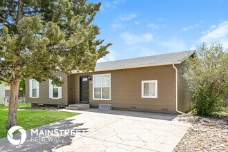 15368 E Gunnison Pl in Aurora, CO - Building Photo - Building Photo