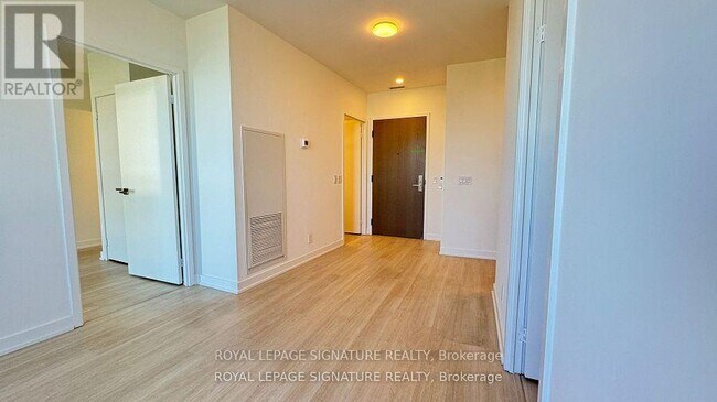 30-1030 Tretti Wy in Toronto, ON - Building Photo - Building Photo