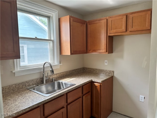 3759 Northampton Rd in Cleveland Heights, OH - Building Photo - Building Photo