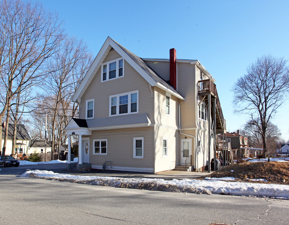 91 Alvarado Ave in Worcester, MA - Building Photo