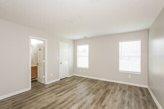 1193 Sunkiss Ct in Franklin, IN - Building Photo - Building Photo