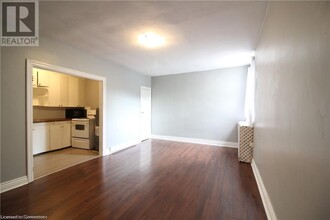 227 James St N in Hamilton, ON - Building Photo - Building Photo