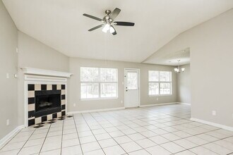 4471 Bishop Hills Dr in Memphis, TN - Building Photo - Building Photo