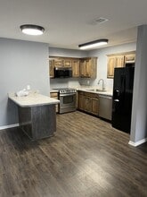 891 W Gay St in Warrensburg, MO - Building Photo - Building Photo