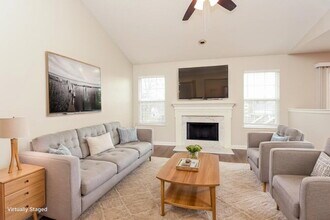 406 Meagan Cove in La Vergne, TN - Building Photo - Building Photo