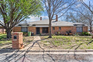6505 Towne Park Dr in Fort Worth, TX - Building Photo