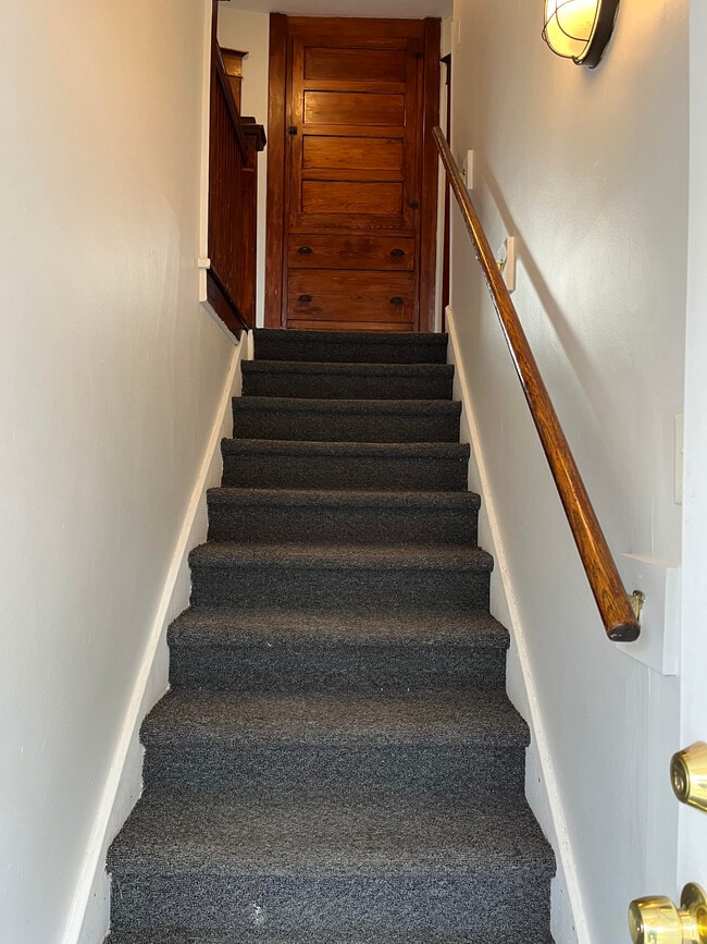 430 N 25th St in Lincoln, NE - Building Photo - Building Photo