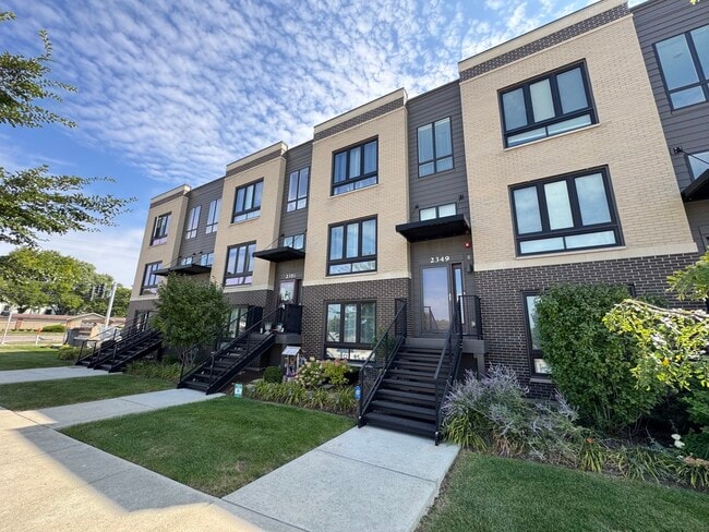 property at 2349 Parkside Dr
