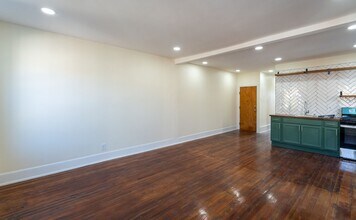 5003 Pine St in Philadelphia, PA - Building Photo - Building Photo